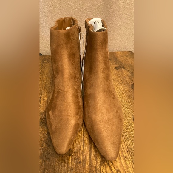 Universal Thread Taylor Kitten Heel Ankle Heel Boot Tan Size 8 New - Picture 2 of 5